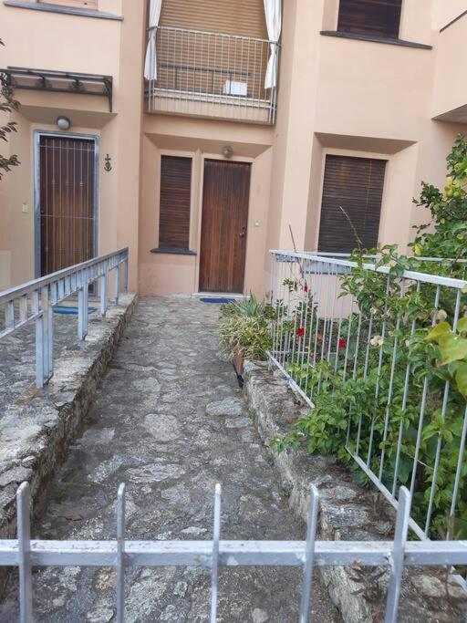 Casa Con Giardino: Varazze Exteriör bild