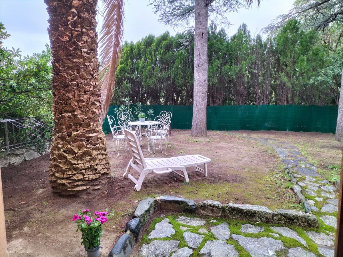 Casa Con Giardino: Varazze Exteriör bild