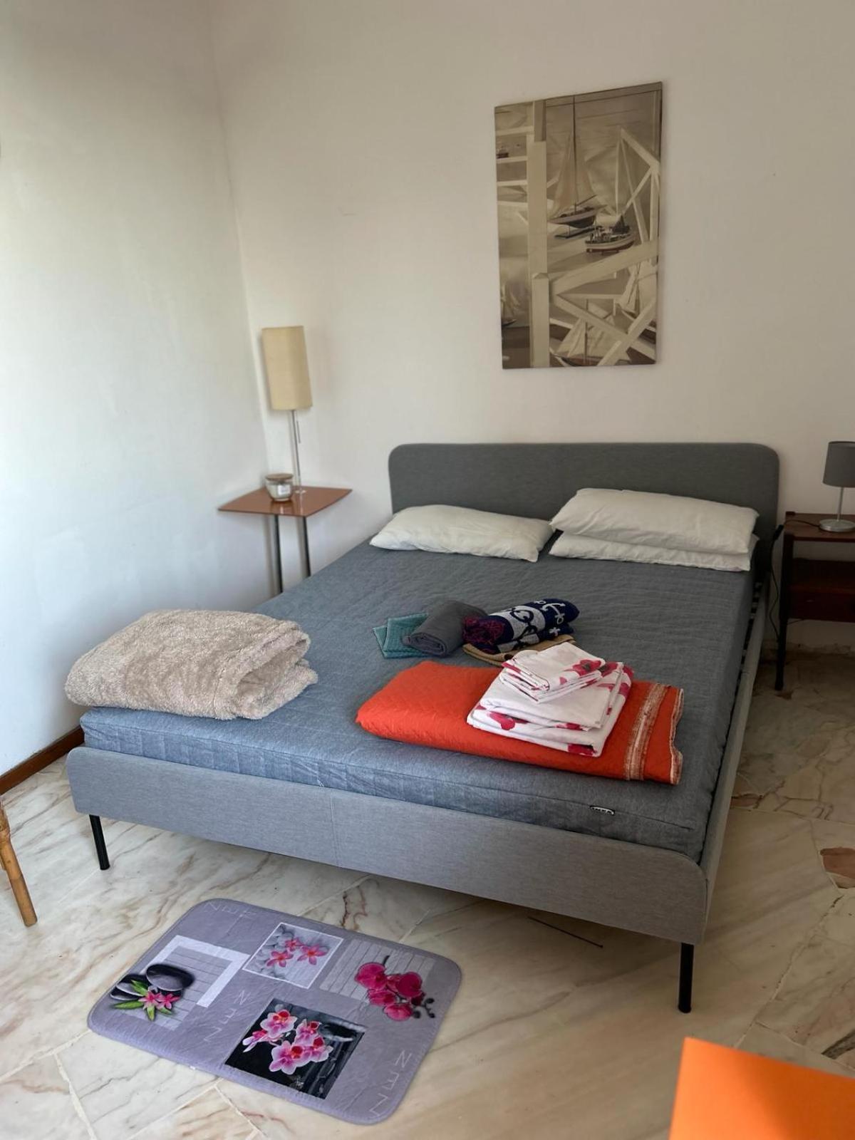 Casa Con Giardino: Varazze Exteriör bild